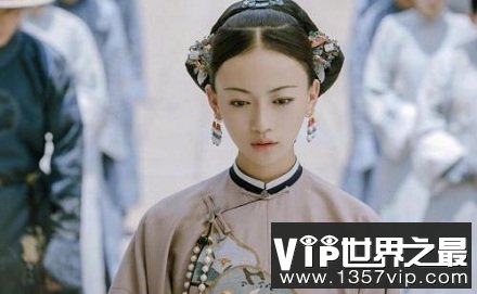 为什么满清后宫妃嫔中有的姓氏后有“佳”字？