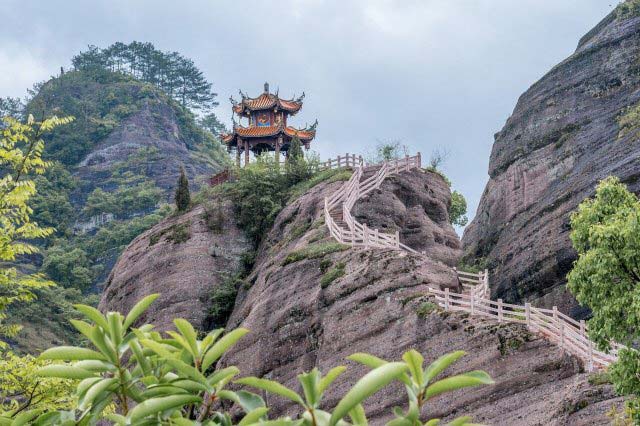 中国十大丹霞名山：丹霞山居榜首