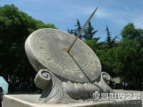 日晷是什么，古代专门记录时间的仪器(最早由古巴比伦人发明)