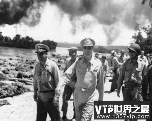 美国历史上最伟大的将军-麦克阿瑟(img.1221vip.com)