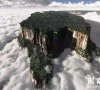 雨幕下的罗赖马山，每天都在下雨的山