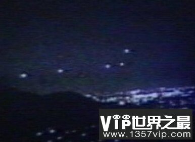 UFO史上无解悬案：菲尼克斯之光事件