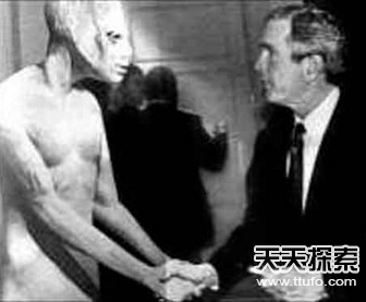 ufo着陆地球 美军士兵亲眼所见