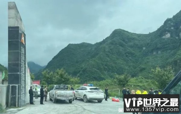 在乐山金口河山体垮塌中遇难的矿工（已有19人遇难）