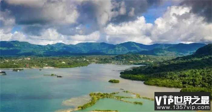 世界上风景最美的航空飞行路线，沿途美景让人不想眨眼